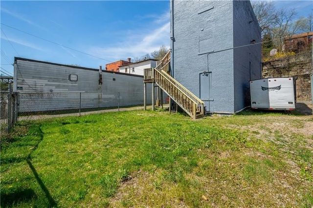 3178 McClure Ave, Brighton Heights, PA 15212