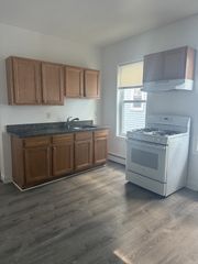 25 Highland St 7L, Revere, MA 02151