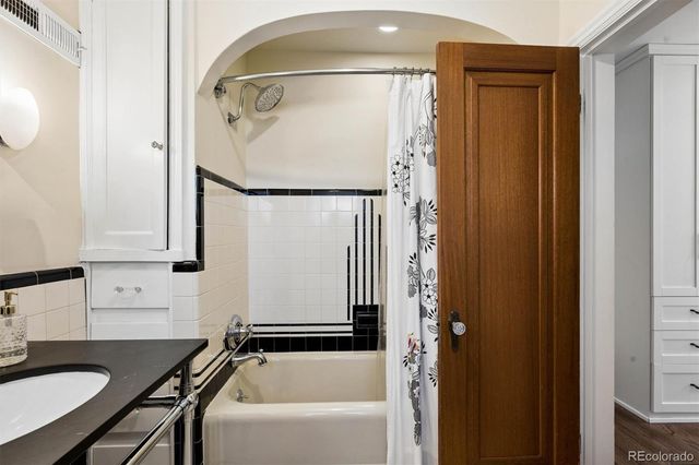 6400 Montview Boulevard, Denver, CO 80207