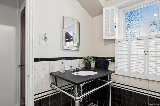 6400 Montview Boulevard, Denver, CO 80207