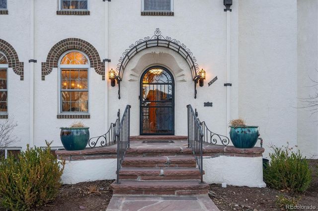 6400 Montview Boulevard, Denver, CO 80207