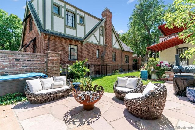 6400 Montview Boulevard, Denver, CO 80207