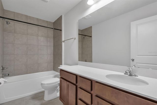 1809 HOLDEN RIDGE LANE, Clermont, FL 34715