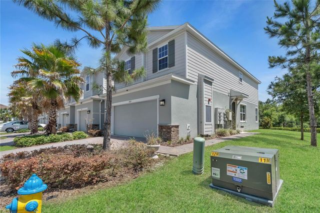 1809 HOLDEN RIDGE LANE, Clermont, FL 34715
