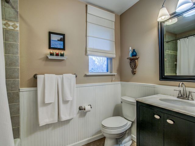 8914 Livenshire Drive, Dallas, TX 75238