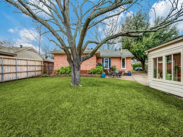 8914 Livenshire Drive, Dallas, TX 75238