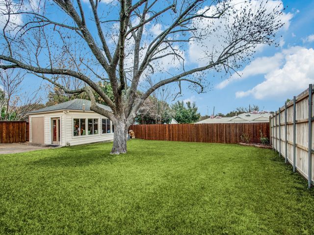 8914 Livenshire Drive, Dallas, TX 75238