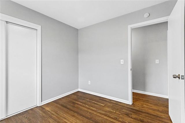 402 SW 23rd Street, Blue Springs, MO 64015