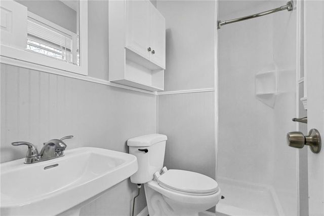 402 SW 23rd Street, Blue Springs, MO 64015