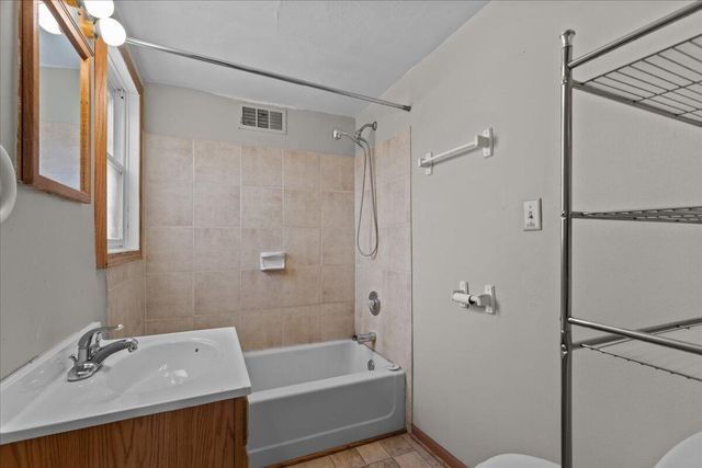 117 S Mill STREET, Saukville, WI 53080