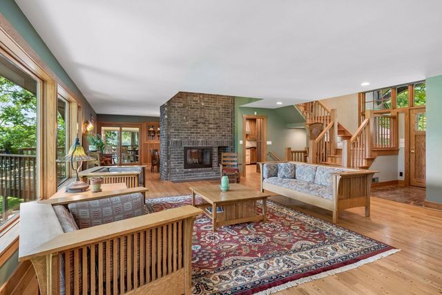 8307 Oakmere Road, Bloomington, MN 55438