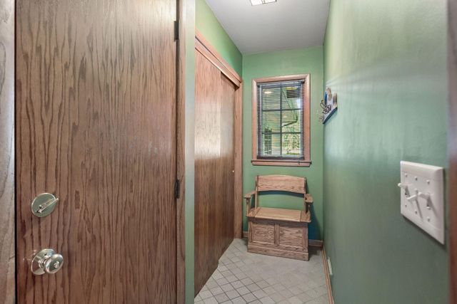 8307 Oakmere Road, Bloomington, MN 55438