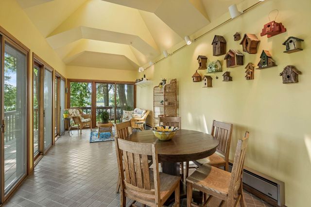 8307 Oakmere Road, Bloomington, MN 55438