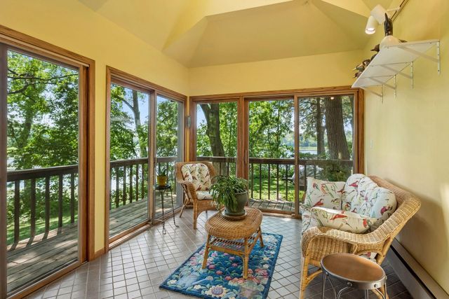 8307 Oakmere Road, Bloomington, MN 55438