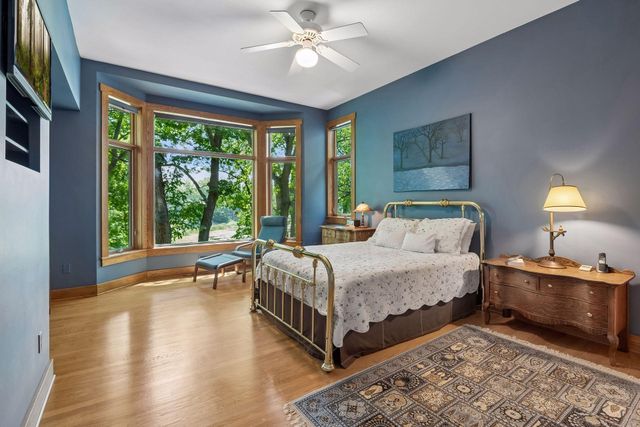 8307 Oakmere Road, Bloomington, MN 55438