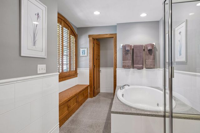 8307 Oakmere Road, Bloomington, MN 55438