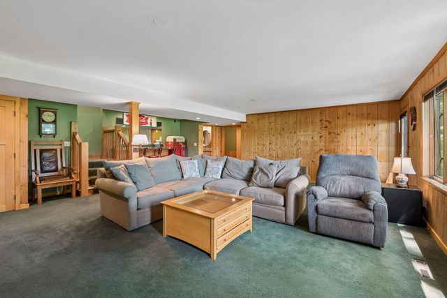 8307 Oakmere Road, Bloomington, MN 55438
