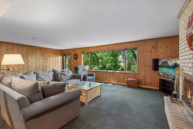 8307 Oakmere Road, Bloomington, MN 55438