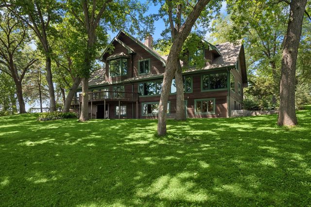 8307 Oakmere Road, Bloomington, MN 55438