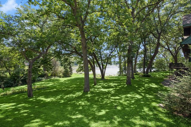 8307 Oakmere Road, Bloomington, MN 55438