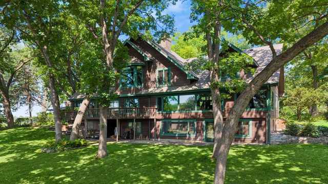 8307 Oakmere Road, Bloomington, MN 55438