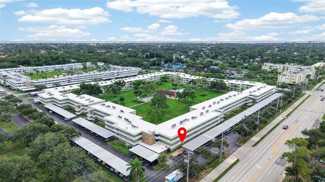 4885 1ST STREET NE 109, St Petersburg, FL 33703