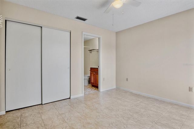 4623 LONGWATER CHASE 112 Bldg J, Sarasota, FL 34235