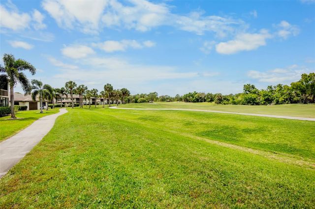4623 LONGWATER CHASE 112 Bldg J, Sarasota, FL 34235