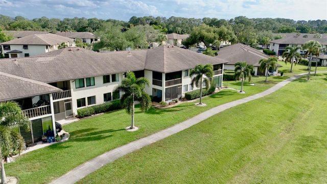 4623 LONGWATER CHASE 112 Bldg J, Sarasota, FL 34235