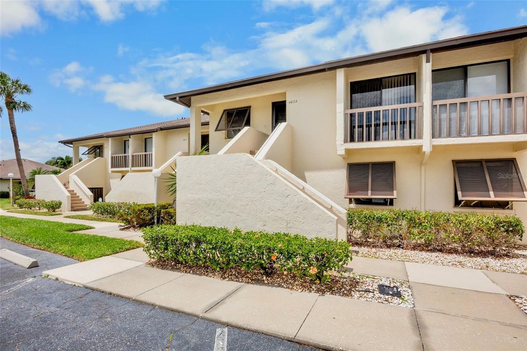 4623 LONGWATER CHASE 112 Bldg J, Sarasota, FL 34235