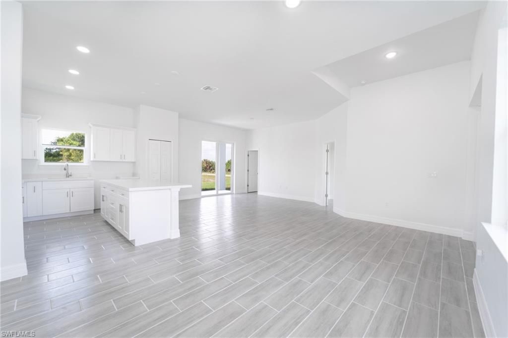 1251 Bari ST E, LEHIGH ACRES, FL 33974 — photo 2