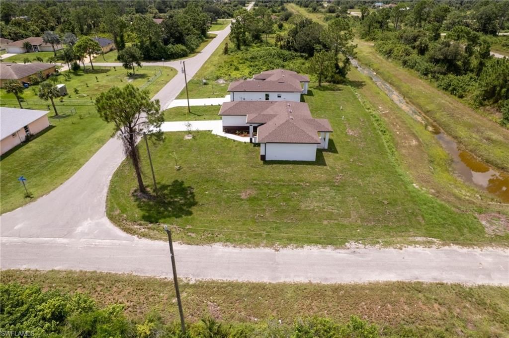 1251 Bari ST E, LEHIGH ACRES, FL 33974 — photo 4