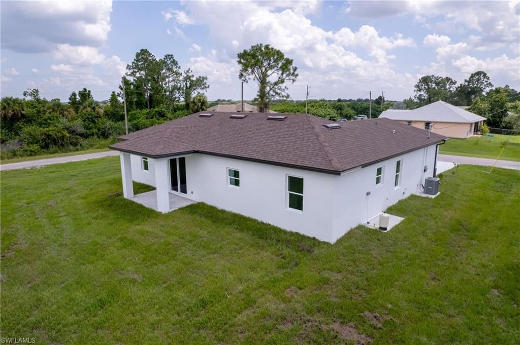 1251 Bari ST E, LEHIGH ACRES, FL 33974 — photo 5