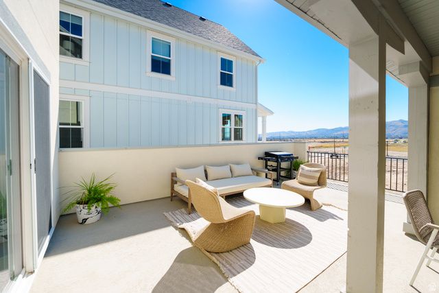 6633 W LAKE AVE, South Jordan, UT 84009