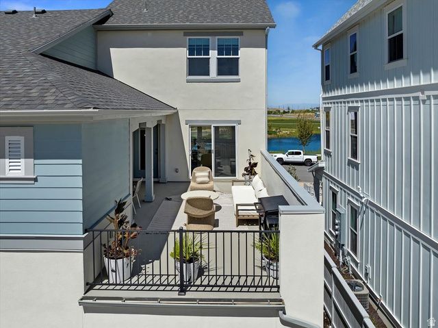 6633 W LAKE AVE, South Jordan, UT 84009