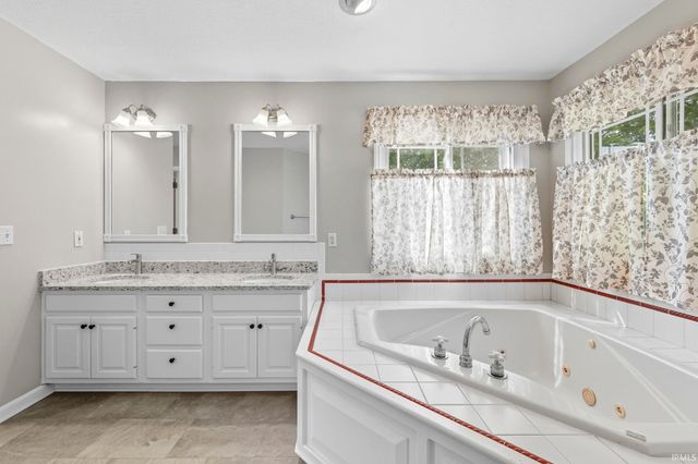 2034 County Road 68, Auburn, IN 46706