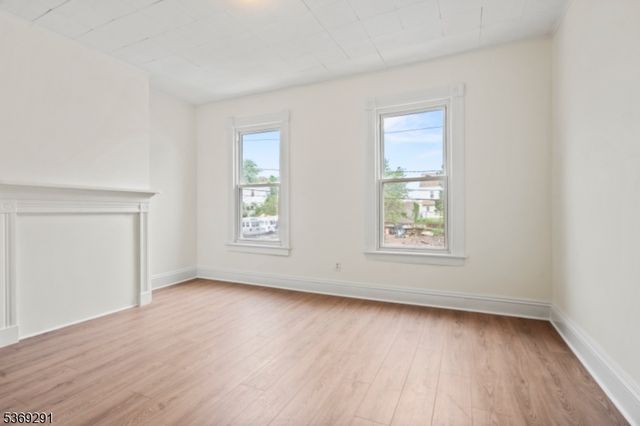 20 Elk St, Paterson City, NJ 07503