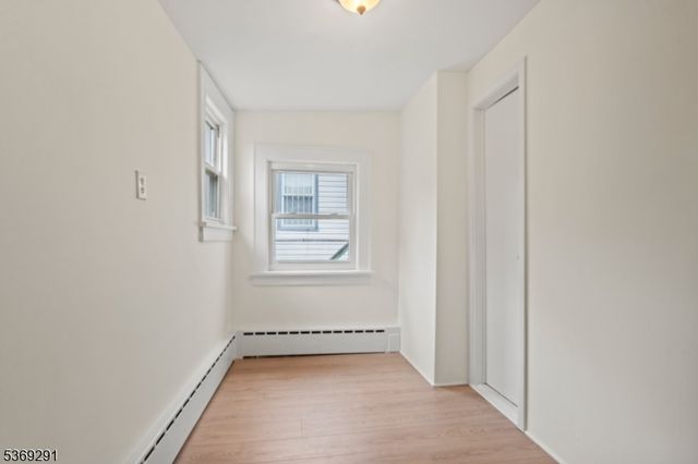 20 Elk St, Paterson City, NJ 07503