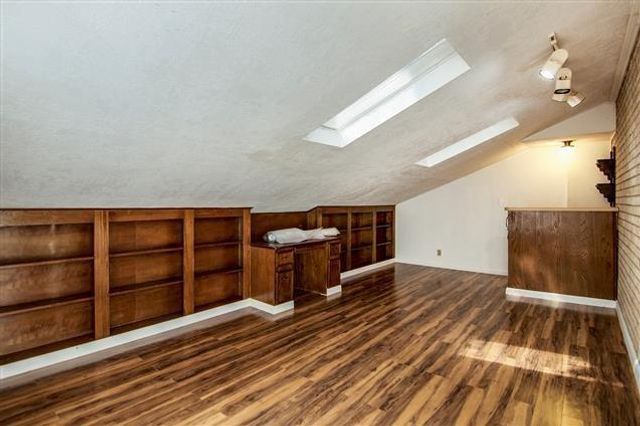 411 S Austin Street, Webster, TX 77598