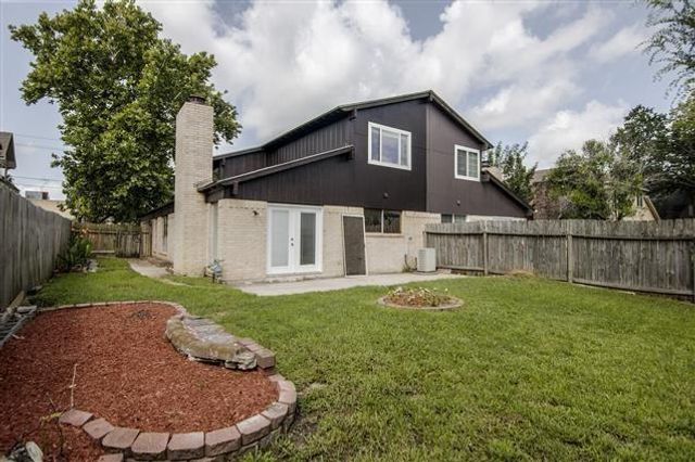 411 S Austin Street, Webster, TX 77598