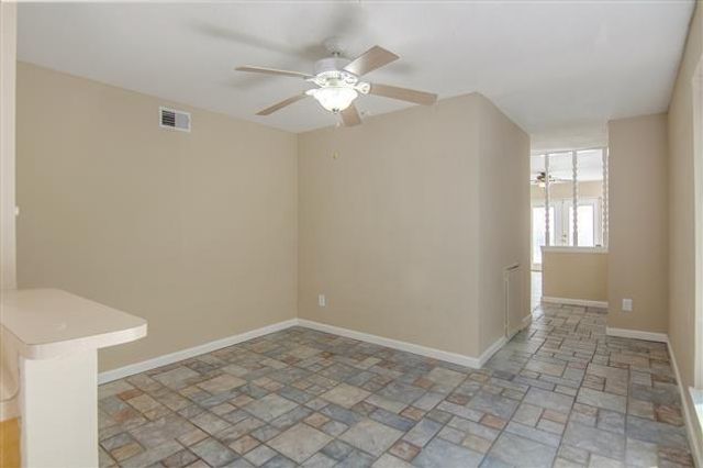 411 S Austin Street, Webster, TX 77598