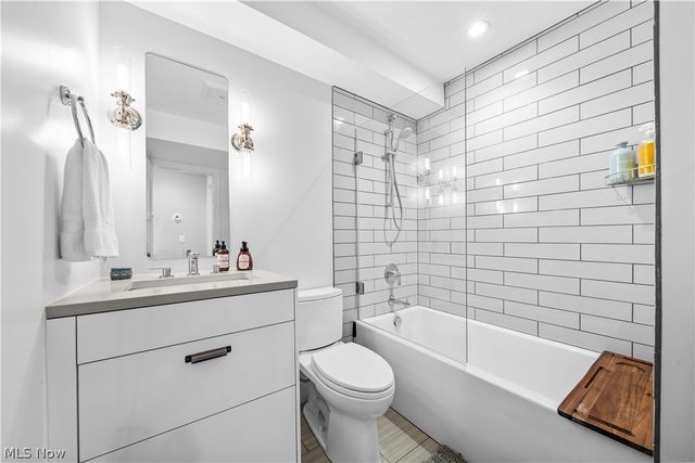 2307 Thurman Avenue, Cleveland, OH 44113