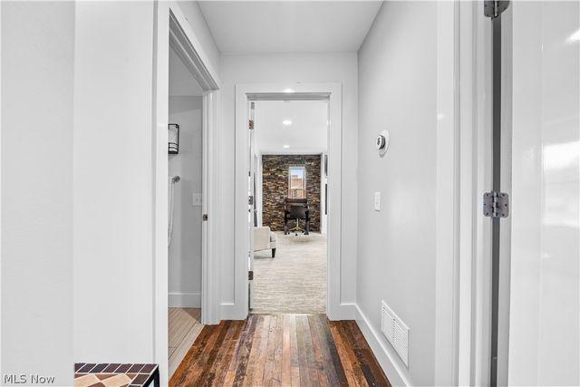 2307 Thurman Avenue, Cleveland, OH 44113