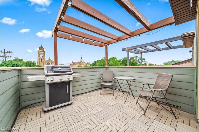 2307 Thurman Avenue, Cleveland, OH 44113
