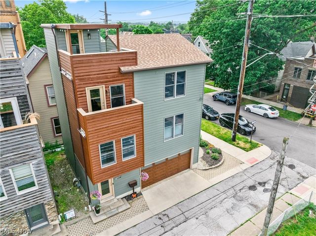 2307 Thurman Avenue, Cleveland, OH 44113
