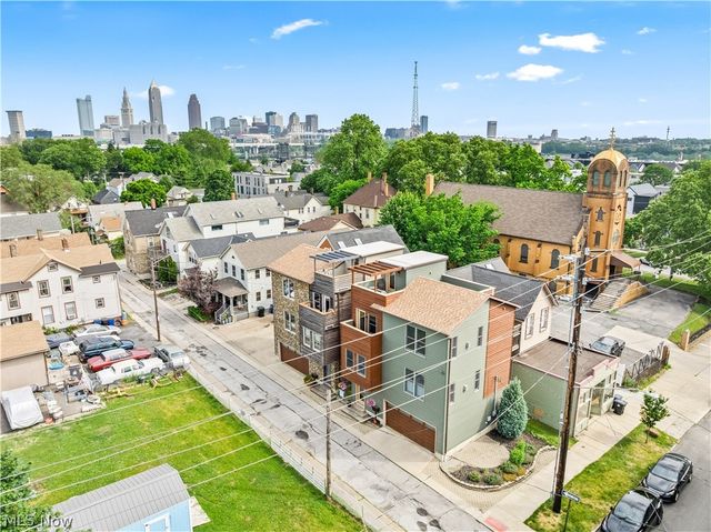 2307 Thurman Avenue, Cleveland, OH 44113