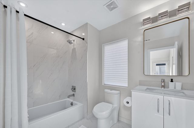 834 Mcbroom Street, Dallas, TX 75212