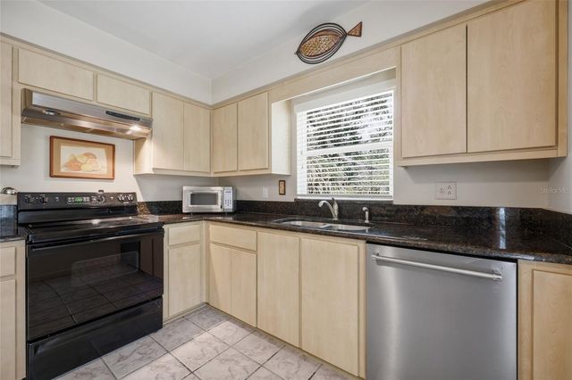 41 BLAKEPORT LANE, Palm Coast, FL 32137