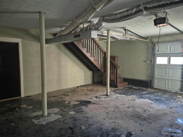 404 Darrell Lane, Hurt, VA 24563