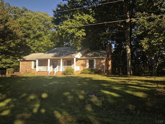 404 Darrell Lane, Hurt, VA 24563